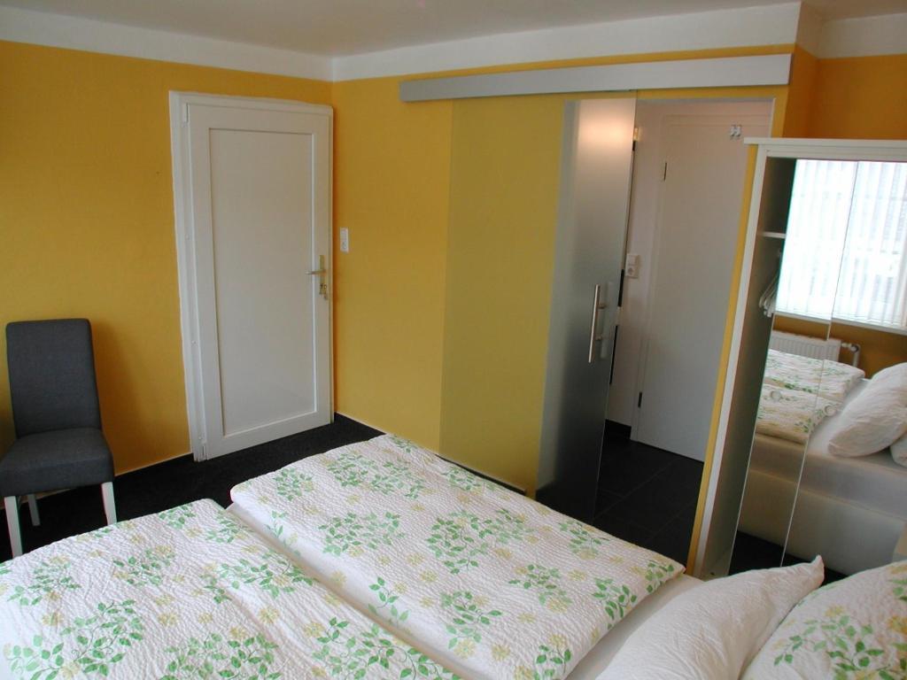 Haus Uebernachtenswert Cochem Mosel Quarto foto